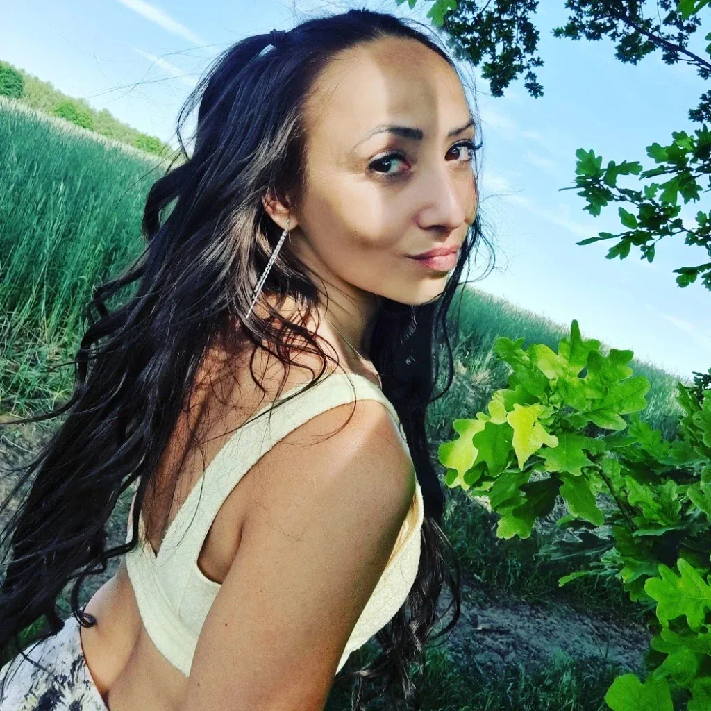 Model Highlight: LeeTizia aus Berlin (35 Jahre, 10.628 Follower)