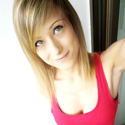 Jetzt entdecken: AliceKinkycat aus Oberhausen, 28 Jahre alt, 5.772 Follower