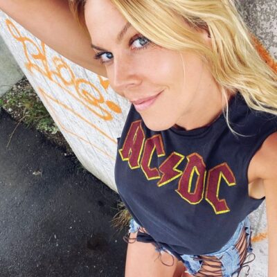 Exklusiv Miley-Weasel (43 Jahre) aus Hamburg mit 9.129 Follower