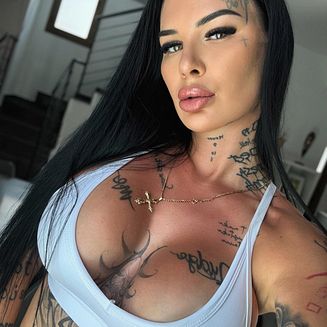 Sedcard von Maja-Bach (26 Jahre) – Stuttgart, 10.700 Follower